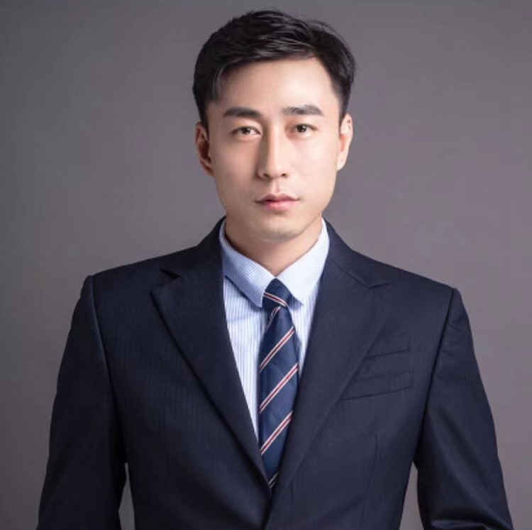 马荣真包装与印刷设计负责人